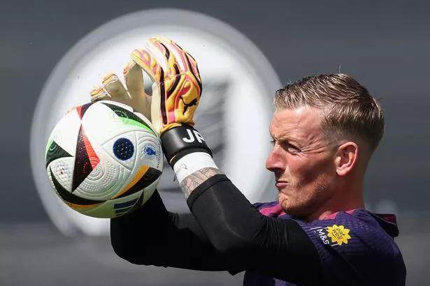 1718376121057068606.jpg 1718376117299.jpg